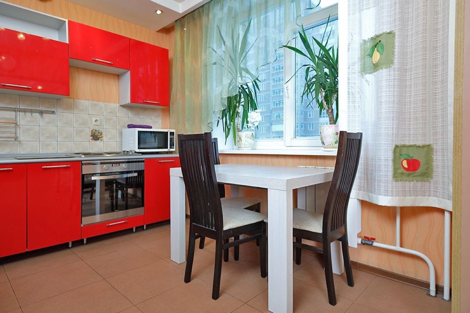 Продаётся 2-комнатная квартира, 58.2 м²