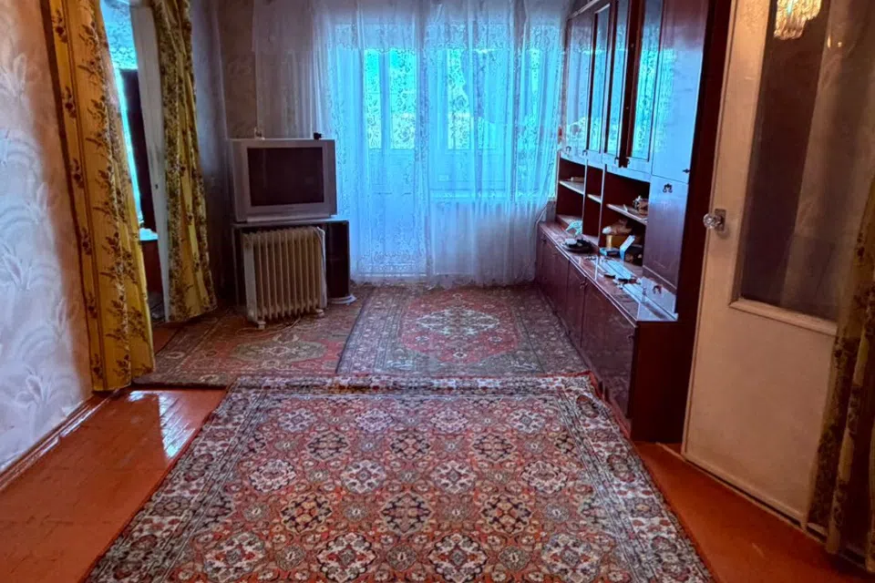 Продаётся 3-комнатная квартира, 58.5 м²