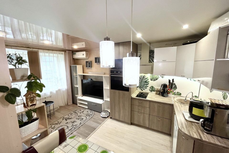 Продаётся 2-комнатная квартира, 47.6 м²