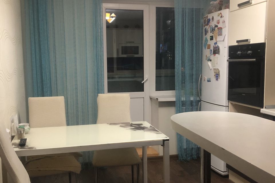 Продаётся 2-комнатная квартира, 59.4 м²