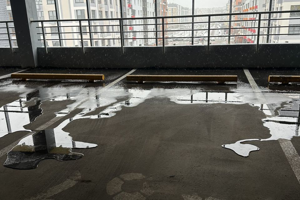 Продаётся машиноместо, 13.3 м²