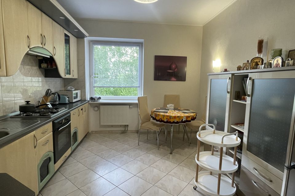 Продаётся 2-комнатная квартира, 62.4 м²