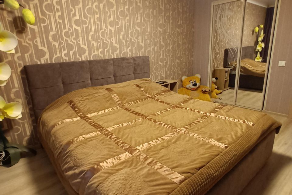 Продаётся 3-комнатная квартира, 63.7 м²