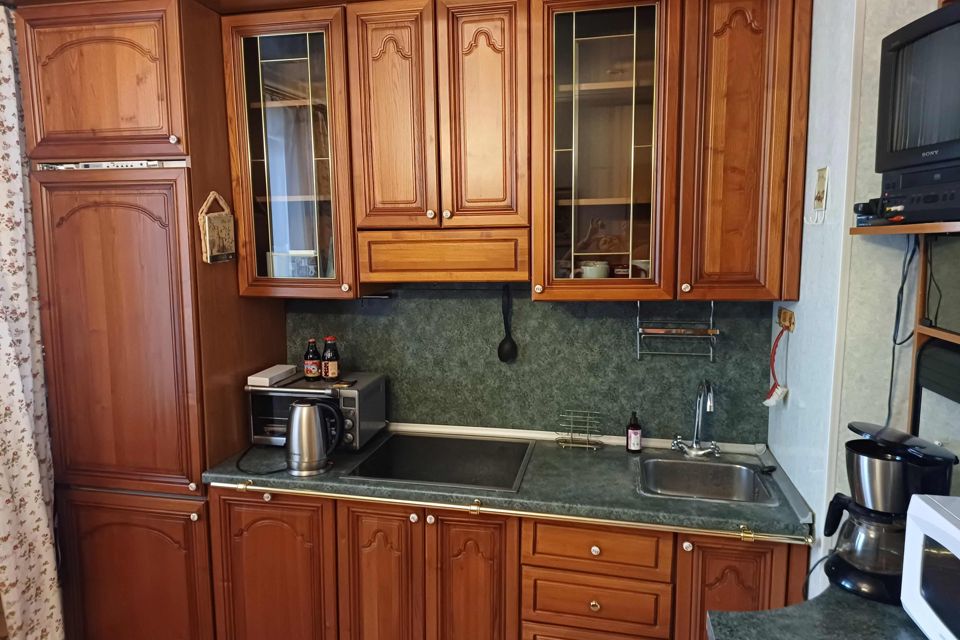 Продаётся 4-комнатная квартира, 75.7 м²
