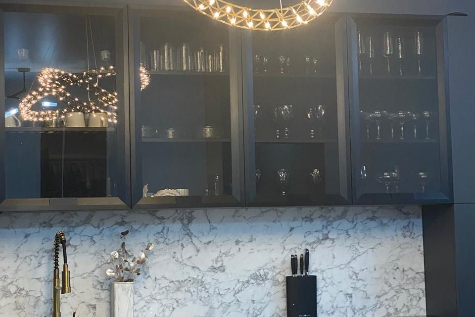 Продаётся 3-комнатная квартира, 127 м²