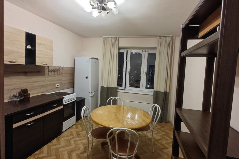 Продаётся 3-комнатная квартира, 84.6 м²