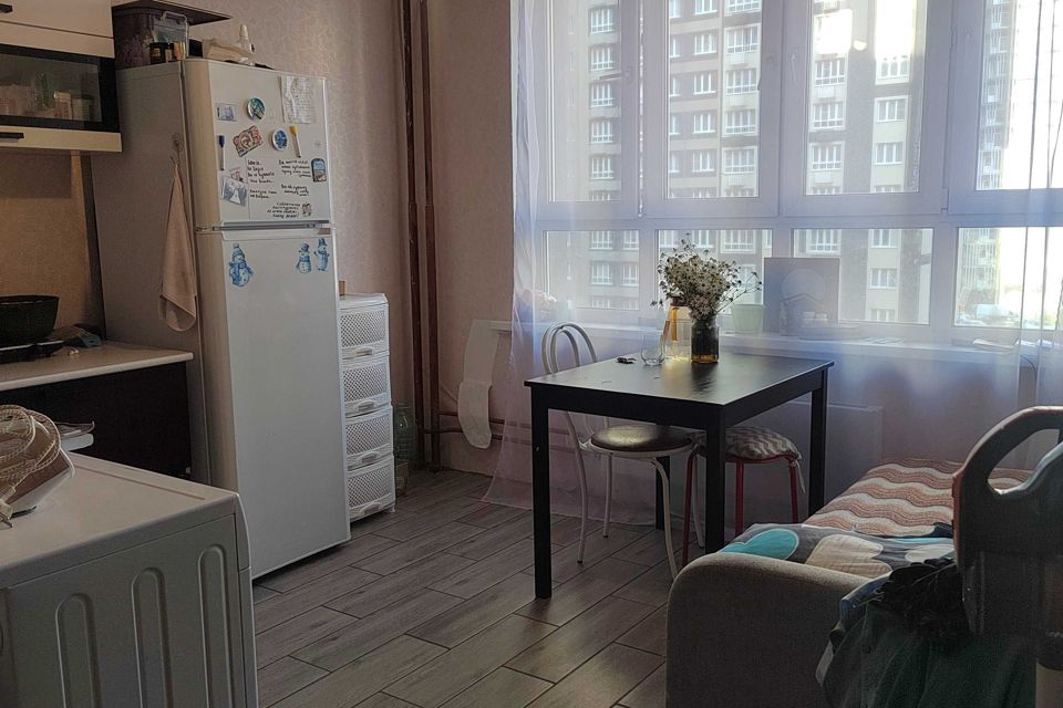 Продаётся 1-комнатная квартира, 37 м²