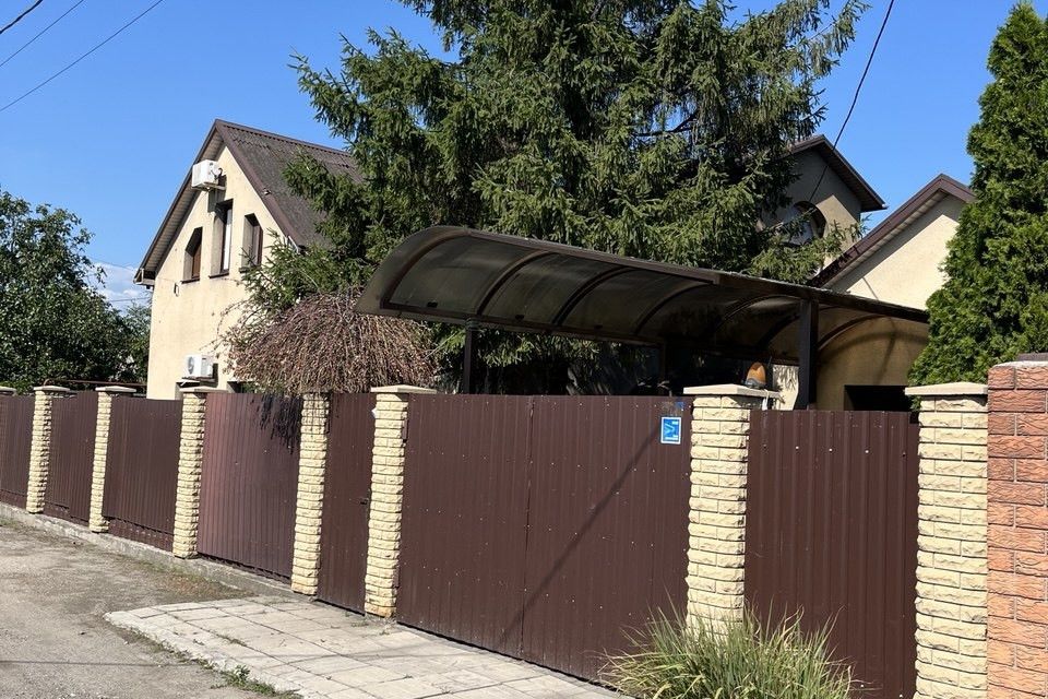 Продаётся 2-этажный дом, 167.4 м²