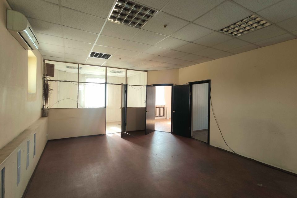 Продаётся помещение своб. назначения, 800 м²
