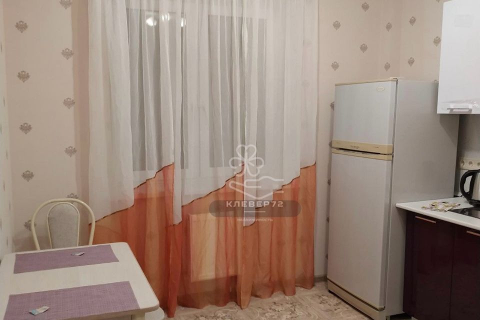 Сдаётся 1-комнатная квартира, 57 м²