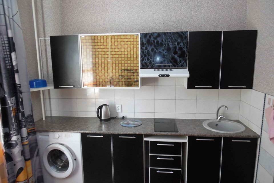Продаётся 1-комнатная квартира, 35.8 м²