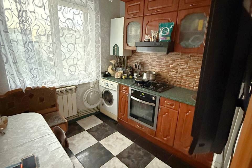 Продаётся 3-комнатная квартира, 72 м²
