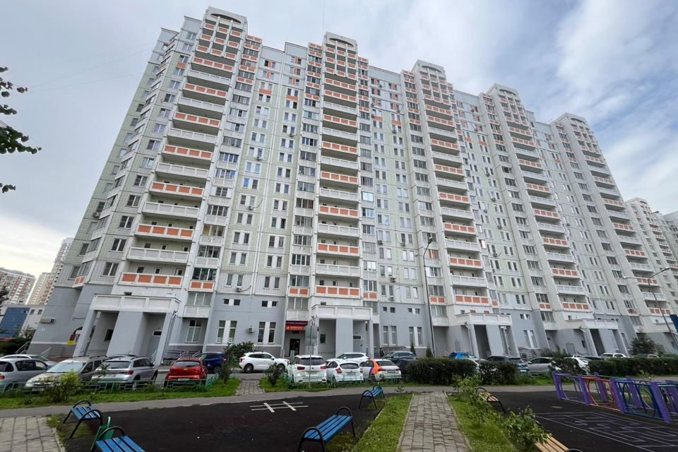 Продаётся 3-комнатная квартира, 69.6 м²