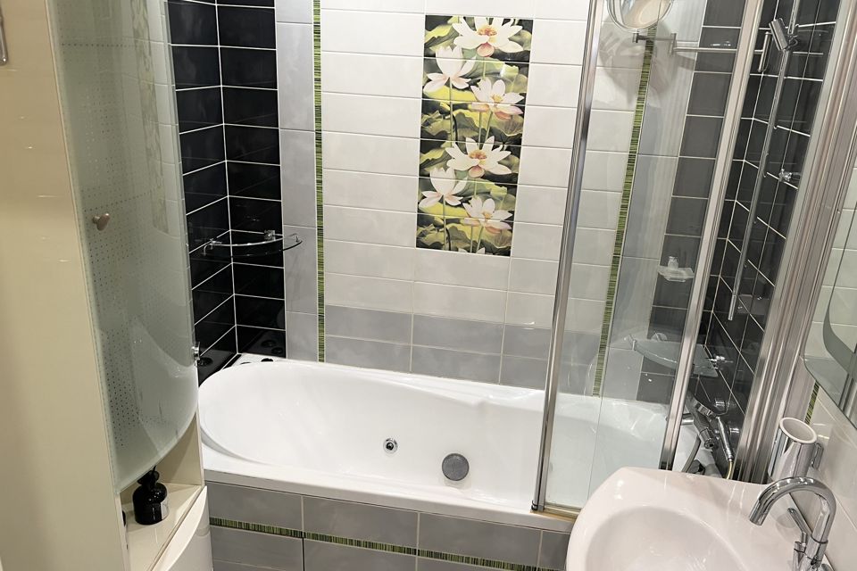 Продаётся 2-комнатная квартира, 59.7 м²