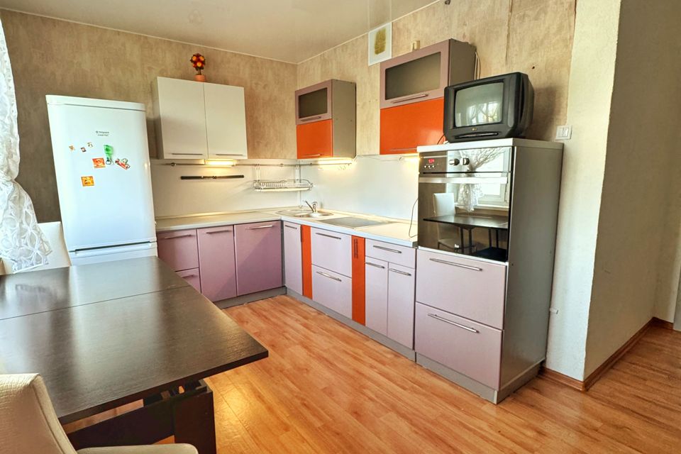 Продаётся 2-комнатная квартира, 63.9 м²
