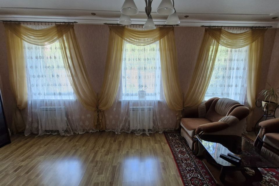Продаётся 2-этажный дом, 147.7 м²