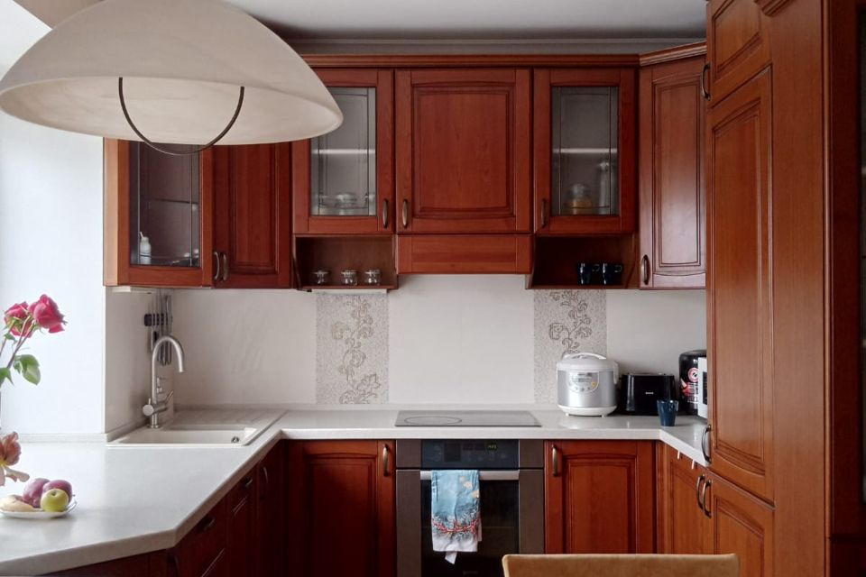 Продаётся 3-комнатная квартира, 109.5 м²