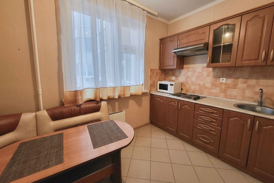 Продаётся 1-комнатная квартира, 38 м²