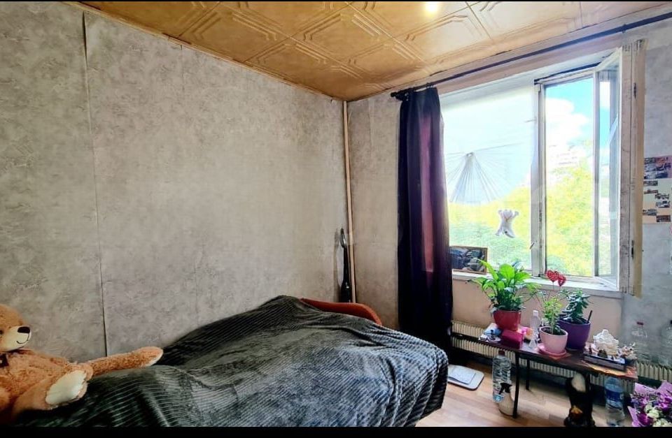 Продаётся 3-комнатная квартира, 49.4 м²