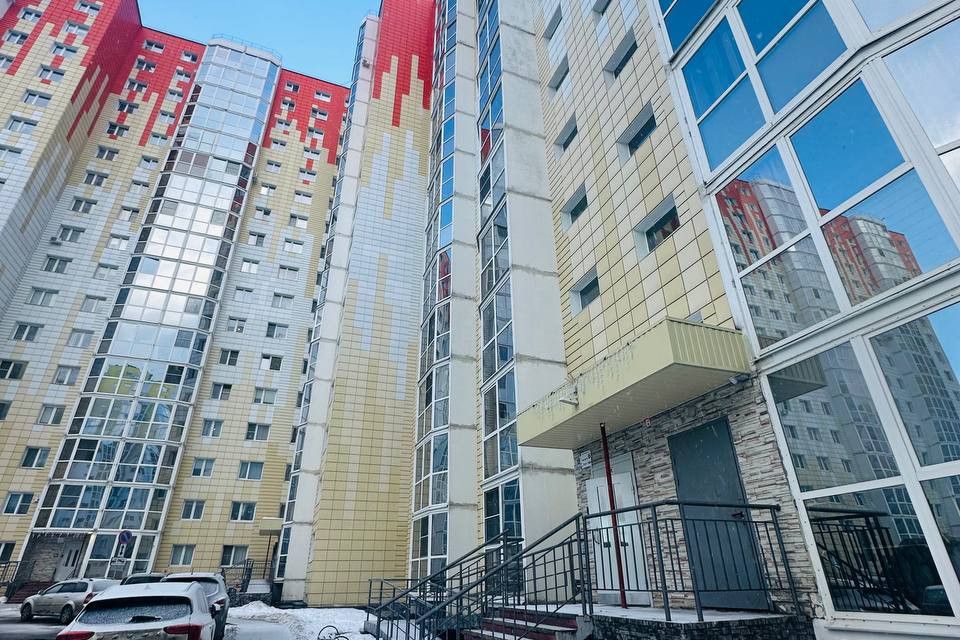 Продаётся 2-комнатная квартира, 77 м²