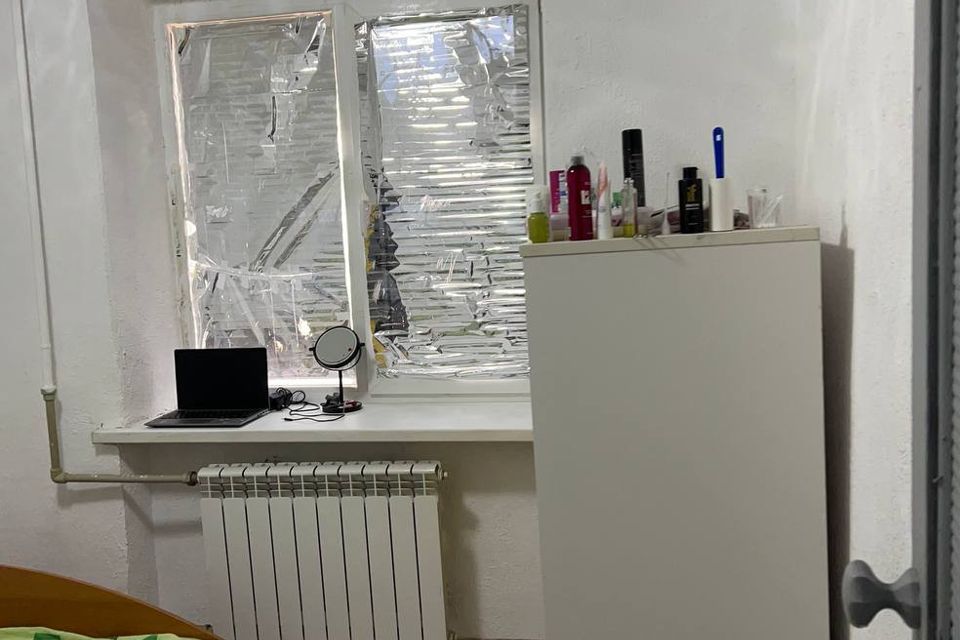 Продаётся 3-комнатная квартира, 44.9 м²