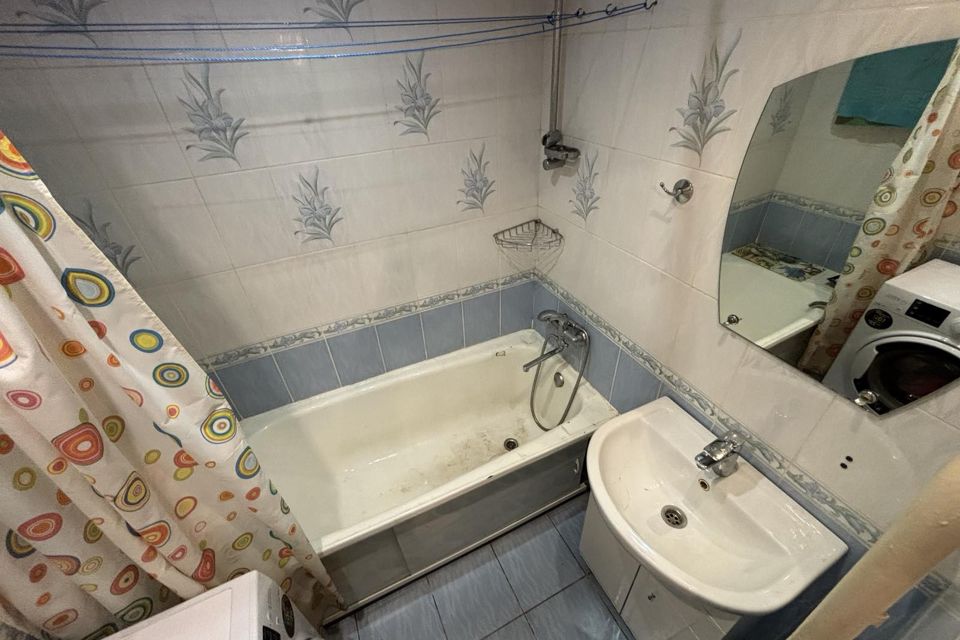 Продаётся 4-комнатная квартира, 81.3 м²