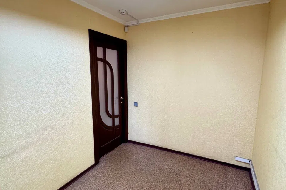 Продаётся 3-комнатная квартира, 54.4 м²