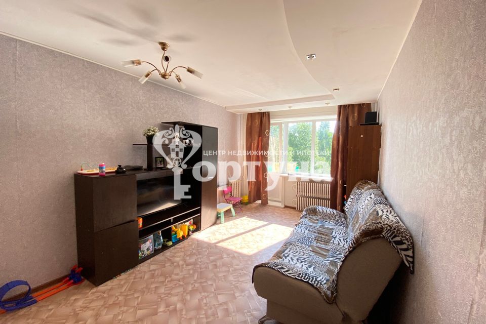 Продаётся 1-комнатная квартира, 35.4 м²