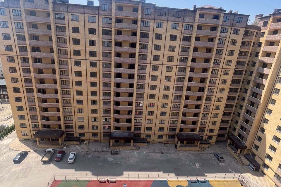 Продаётся 2-комнатная квартира, 77 м²