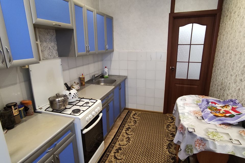 Продаётся 3-комнатная квартира, 63.3 м²