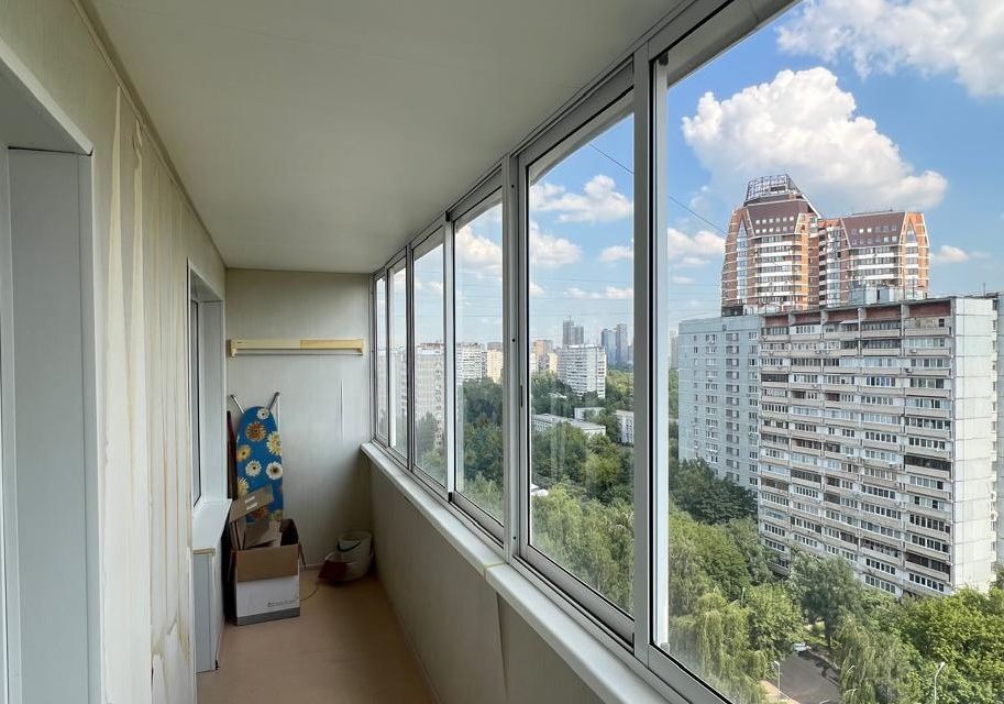 Продаётся 1-комнатная квартира, 35 м²
