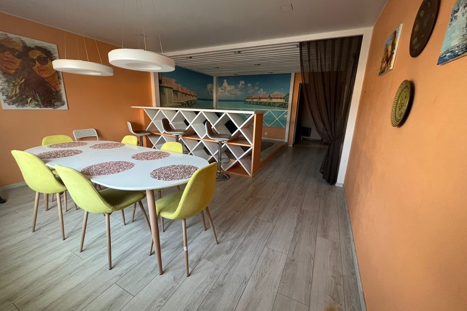 Продаётся 3-комнатная квартира, 98.4 м²