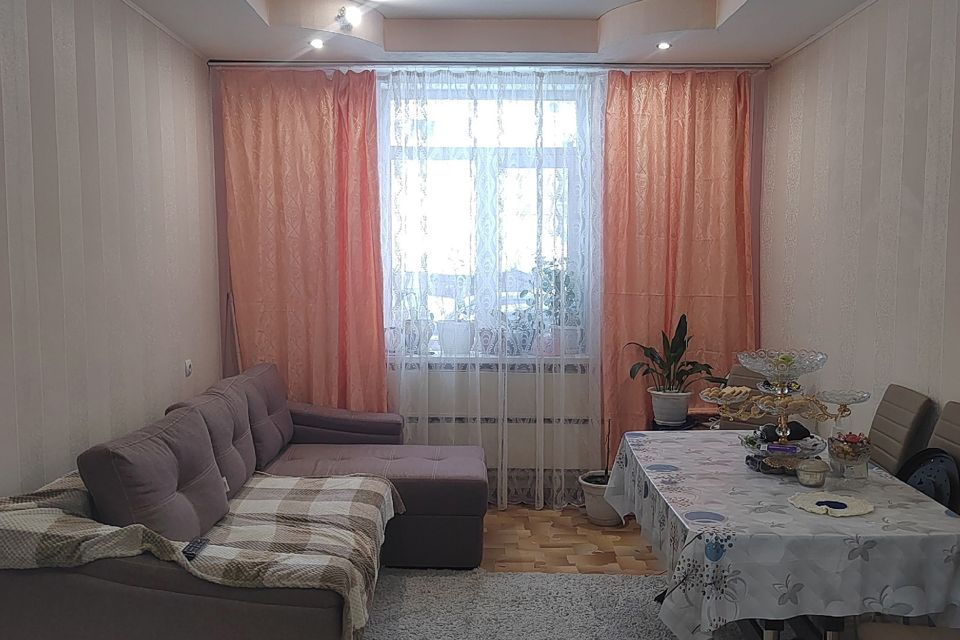 Продаётся 2-комнатная квартира, 52.6 м²