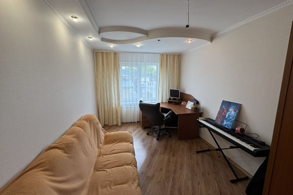 Продаётся 3-комнатная квартира, 68.5 м²