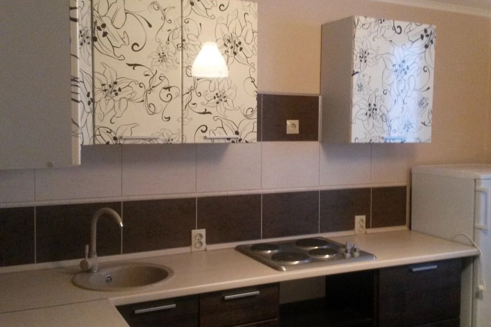 Сдаётся 2-комнатная квартира, 56.6 м²