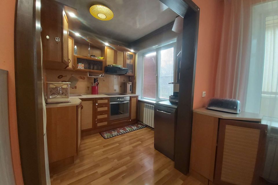 Продаётся 3-комнатная квартира, 61.1 м²
