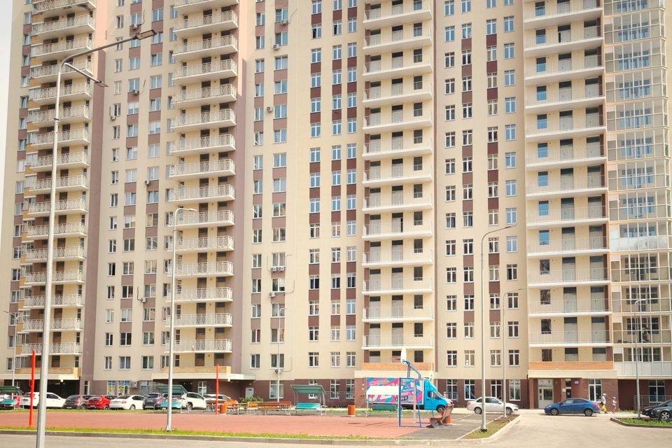 Продаётся 1-комнатная квартира, 42.7 м²