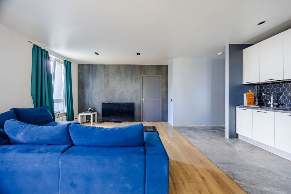 Продаётся 3-комнатная квартира, 99.3 м²