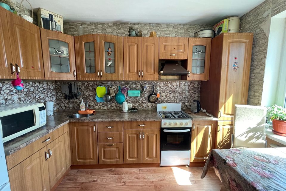 Продаётся 3-комнатная квартира, 61.6 м²