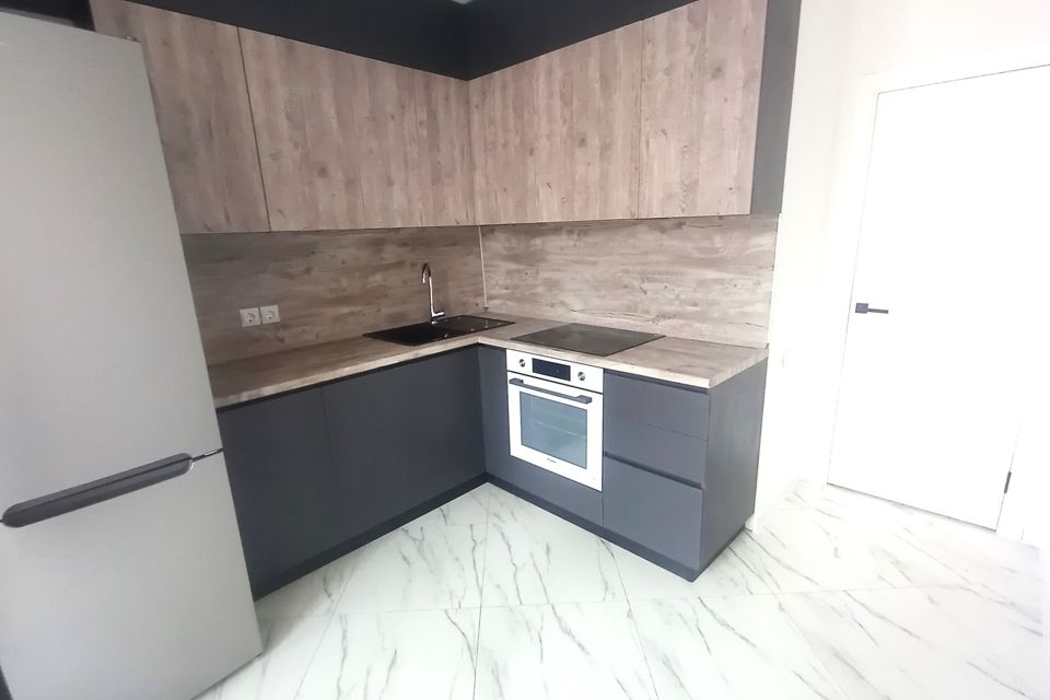 Продаётся 1-комнатная квартира, 47 м²