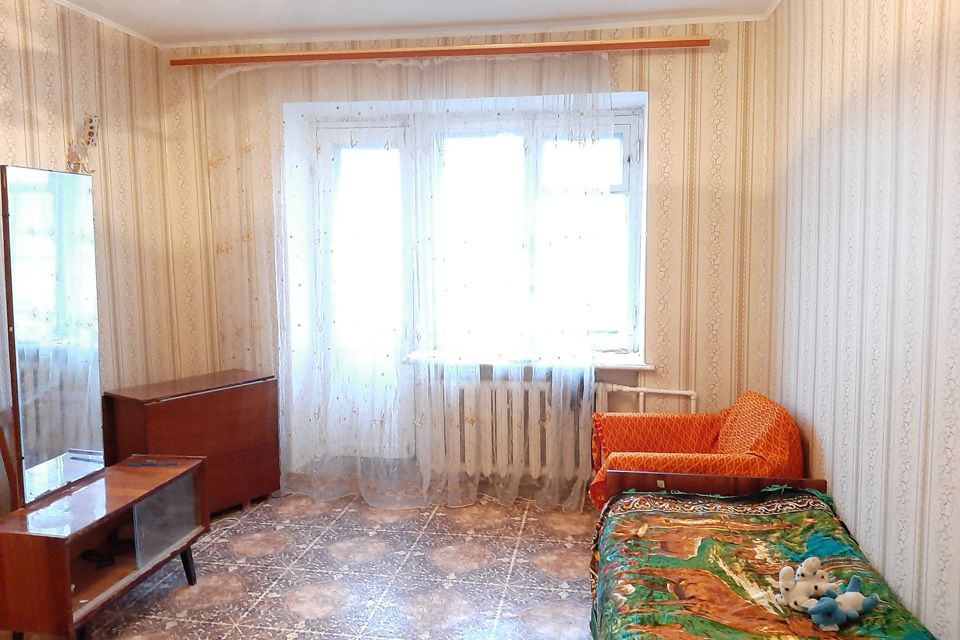 Продаётся 4-комнатная квартира, 108 м²