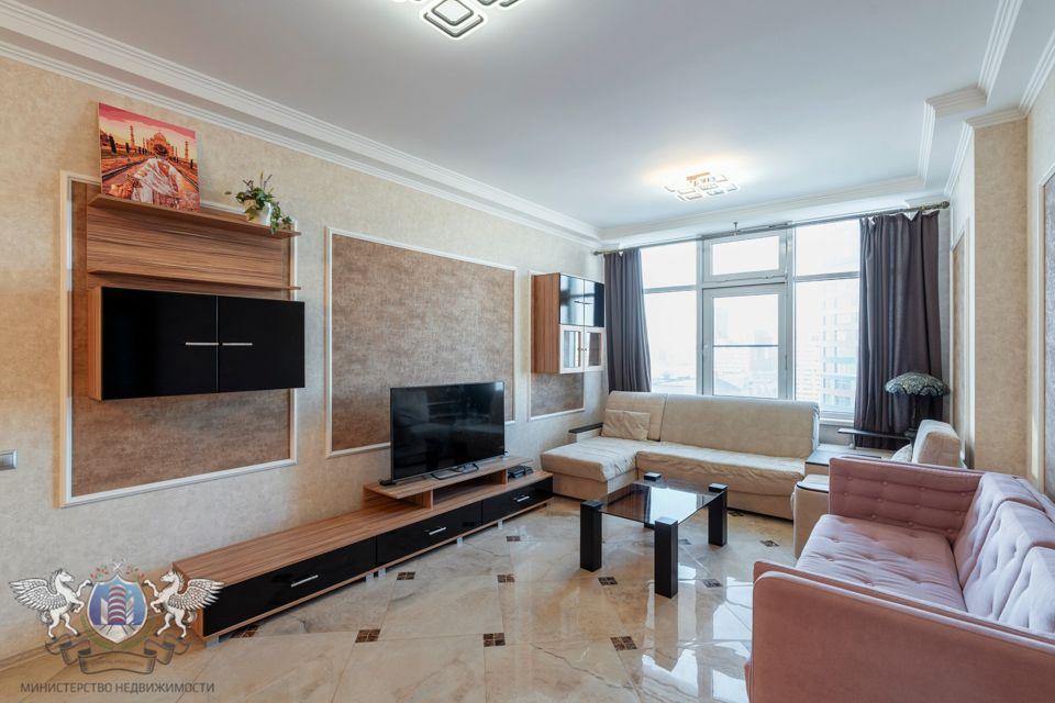 Продаётся 2-комнатная квартира, 95.7 м²