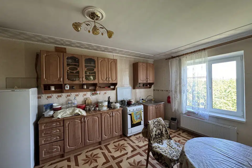 Продаётся 2-этажный дом, 390 м²