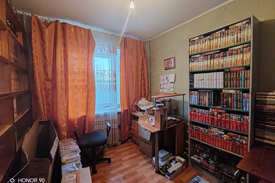 Продаётся 4-комнатная квартира, 79.1 м²