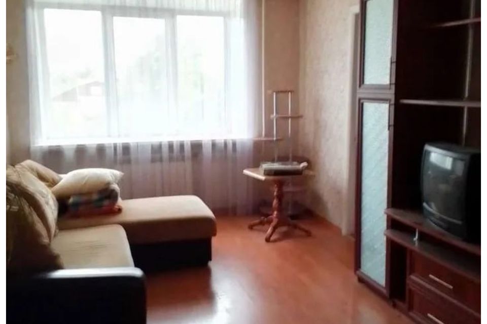 Продаётся 4-комнатная квартира, 61 м²