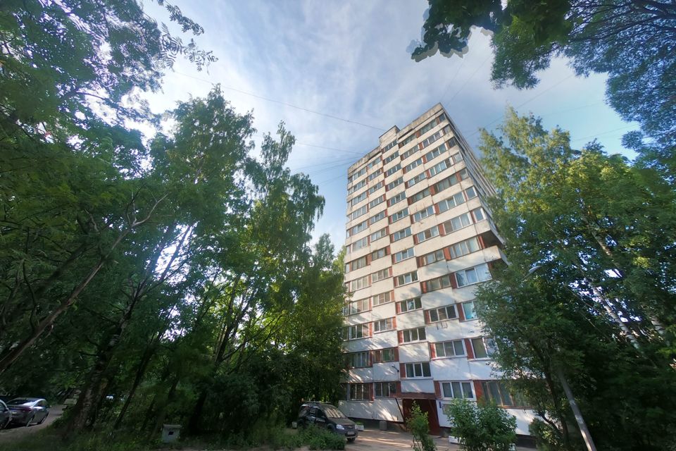 Продаётся 3-комнатная квартира, 51.9 м²
