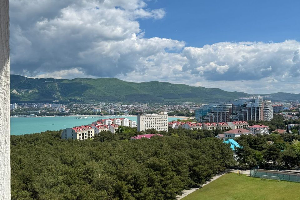 Продаётся 1-комнатная квартира, 42.6 м²