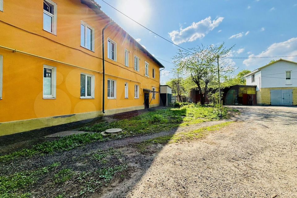 Продаётся 3-комнатная квартира, 53.9 м²