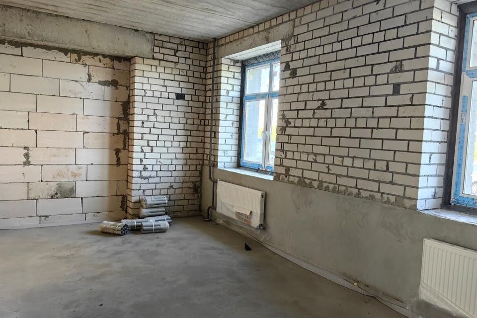 Продаётся 2-комнатная квартира, 82.5 м²