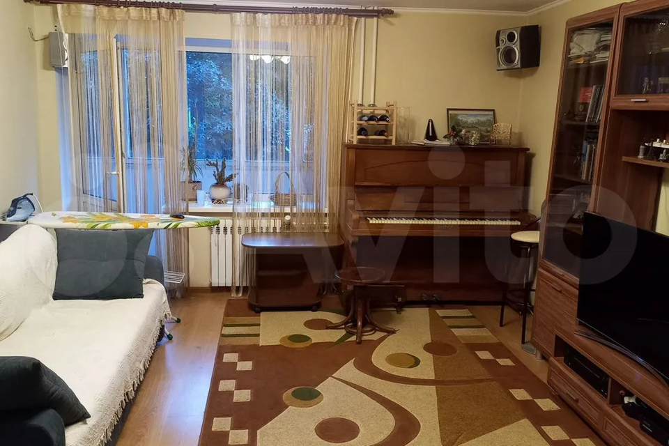 Продаётся 3-комнатная квартира, 60 м²